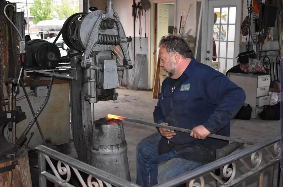 armando-and-sons-ironworks-guiseppe-2